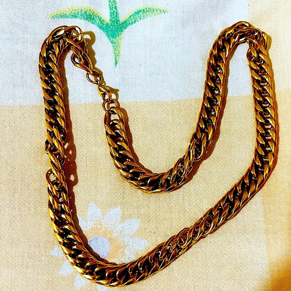 Other - 🌷🌷Stainless steel thick golden chain for Men